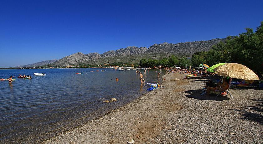 Apartman Bojana Apartment Starigrad Paklenica Exterior photo